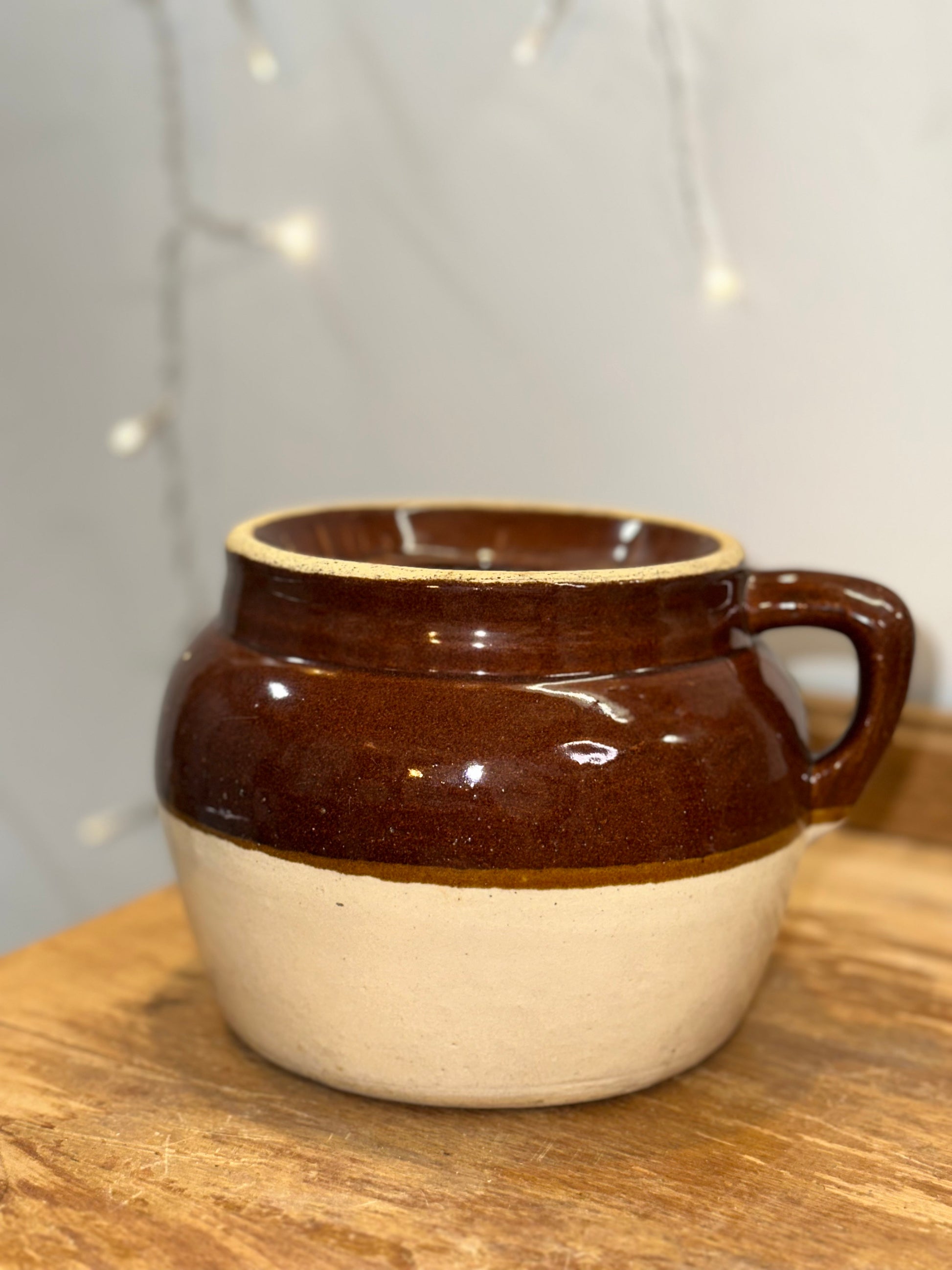 Burgundy and cream rustic stoneware bean pot