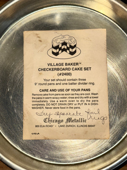 Vintage Chicago Metallic checkerboard cake set box and pans instruction