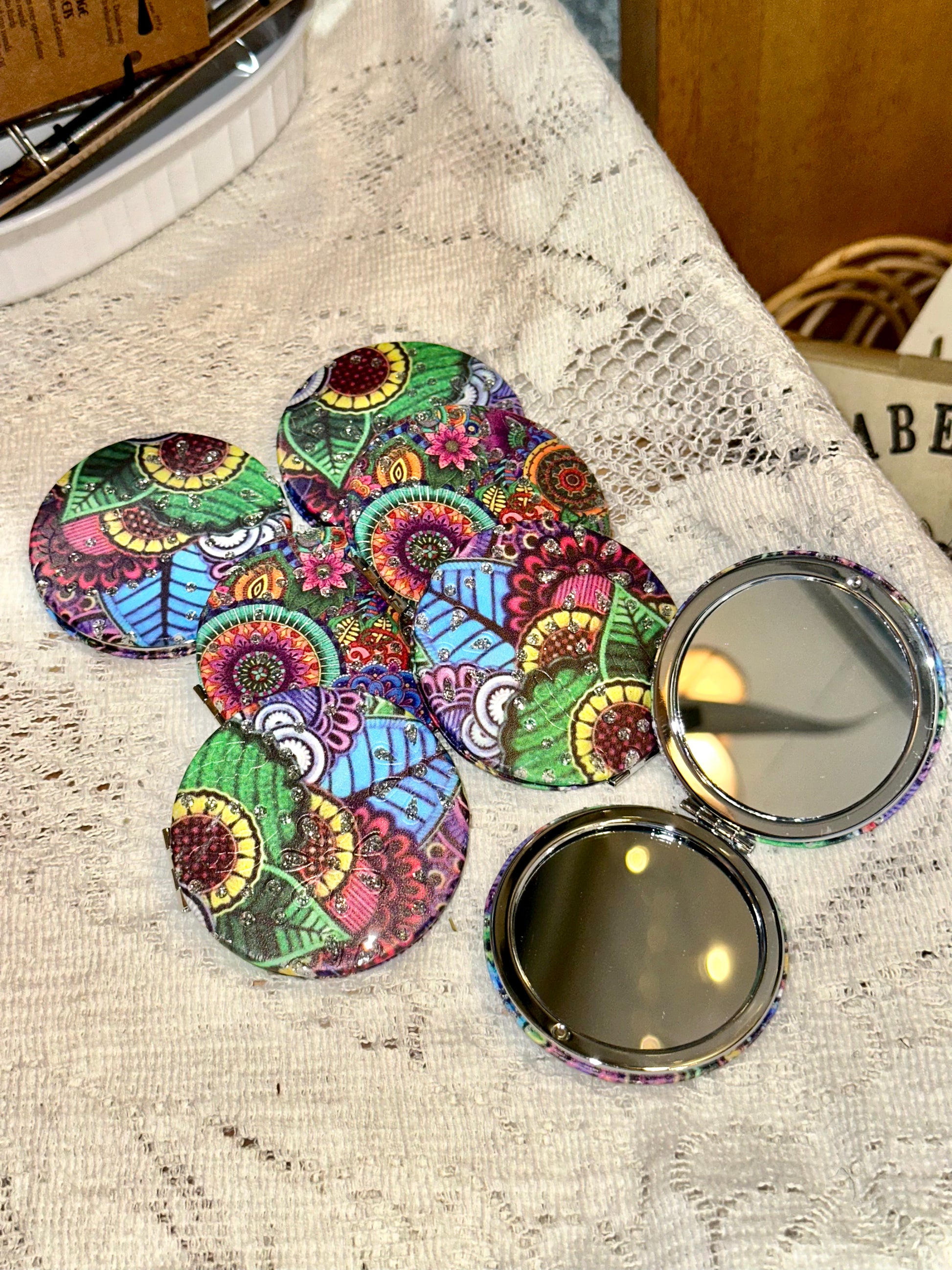 Mini colorful mosaic decorative mirrors