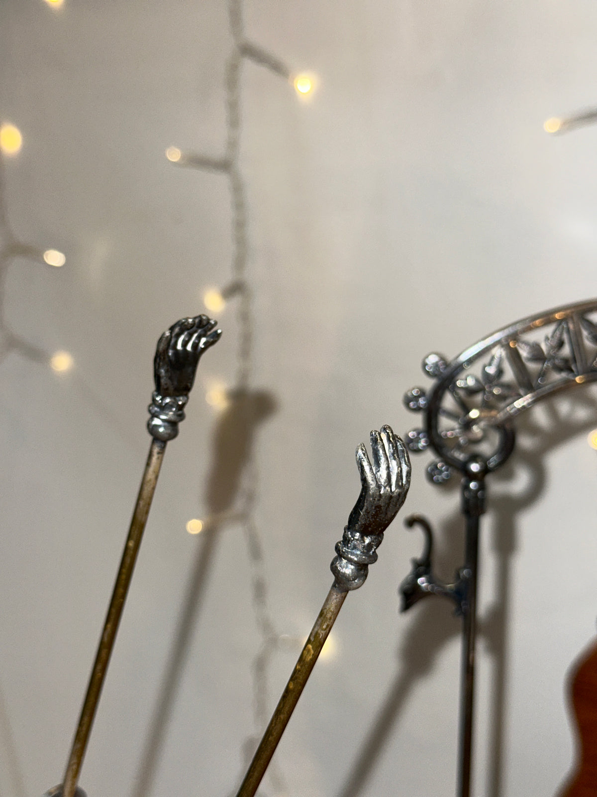 Detailed view of the metal tongs, decorative metal accents.