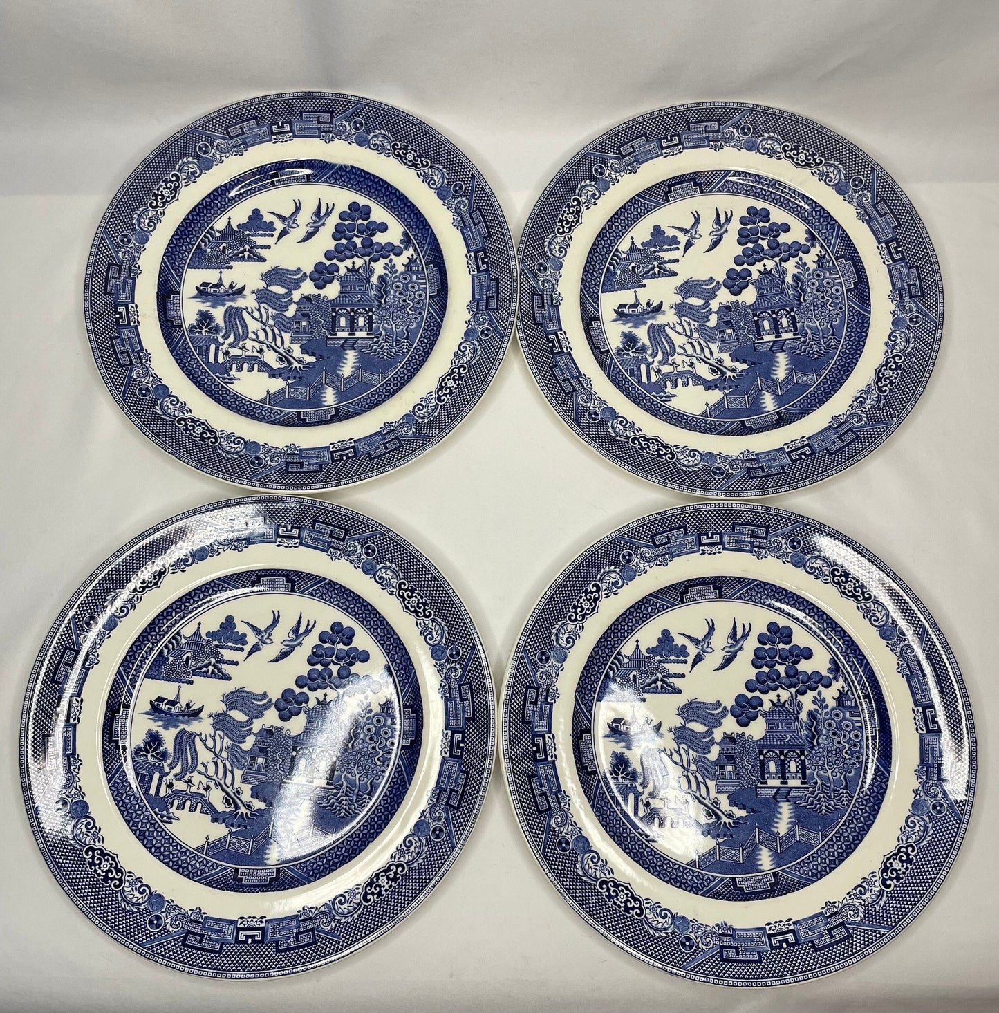 Vintage Blue Willow Johnson Brother’s England Dinner Plates 10”- Set of 7