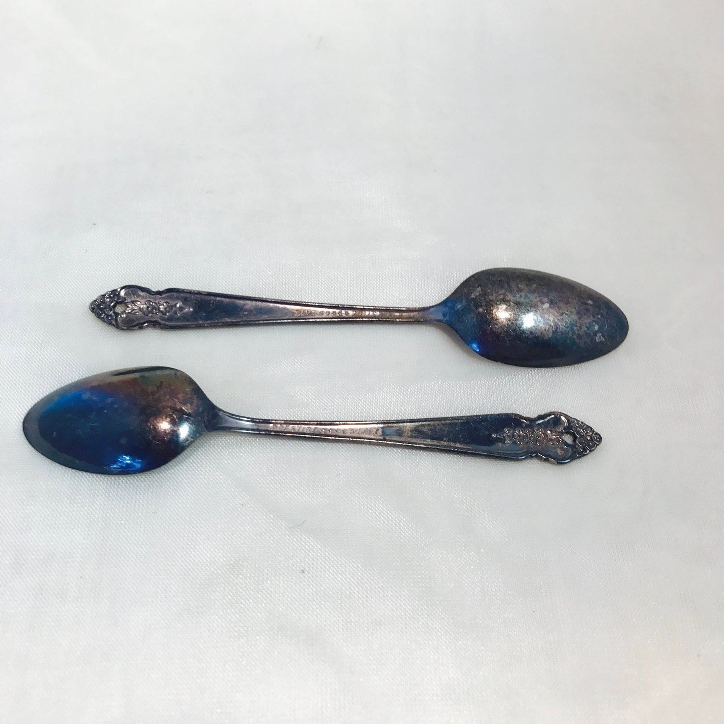 Vintage prestige plate distinction spoons