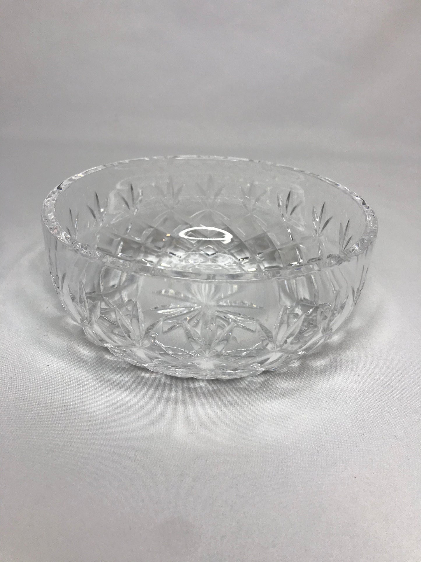 Vintage cut crystal glass decorative bowl  6"d