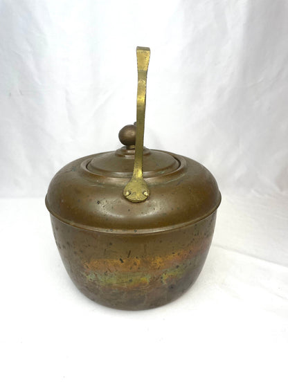 Old-Fashioned Copper Tea Kettle with decorative metal handle