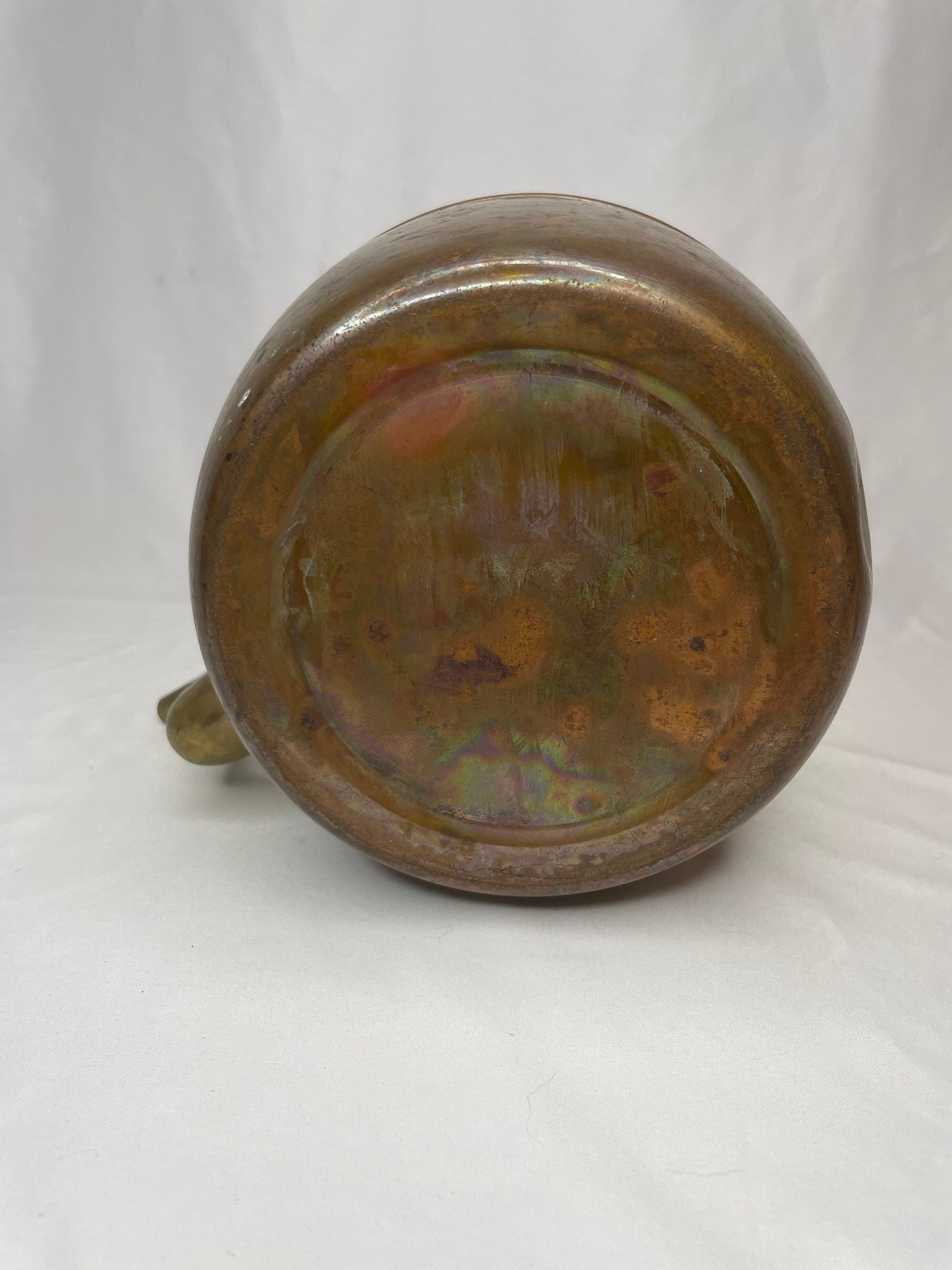 Old-Fashioned Copper Tea Kettle with decorative metal handle