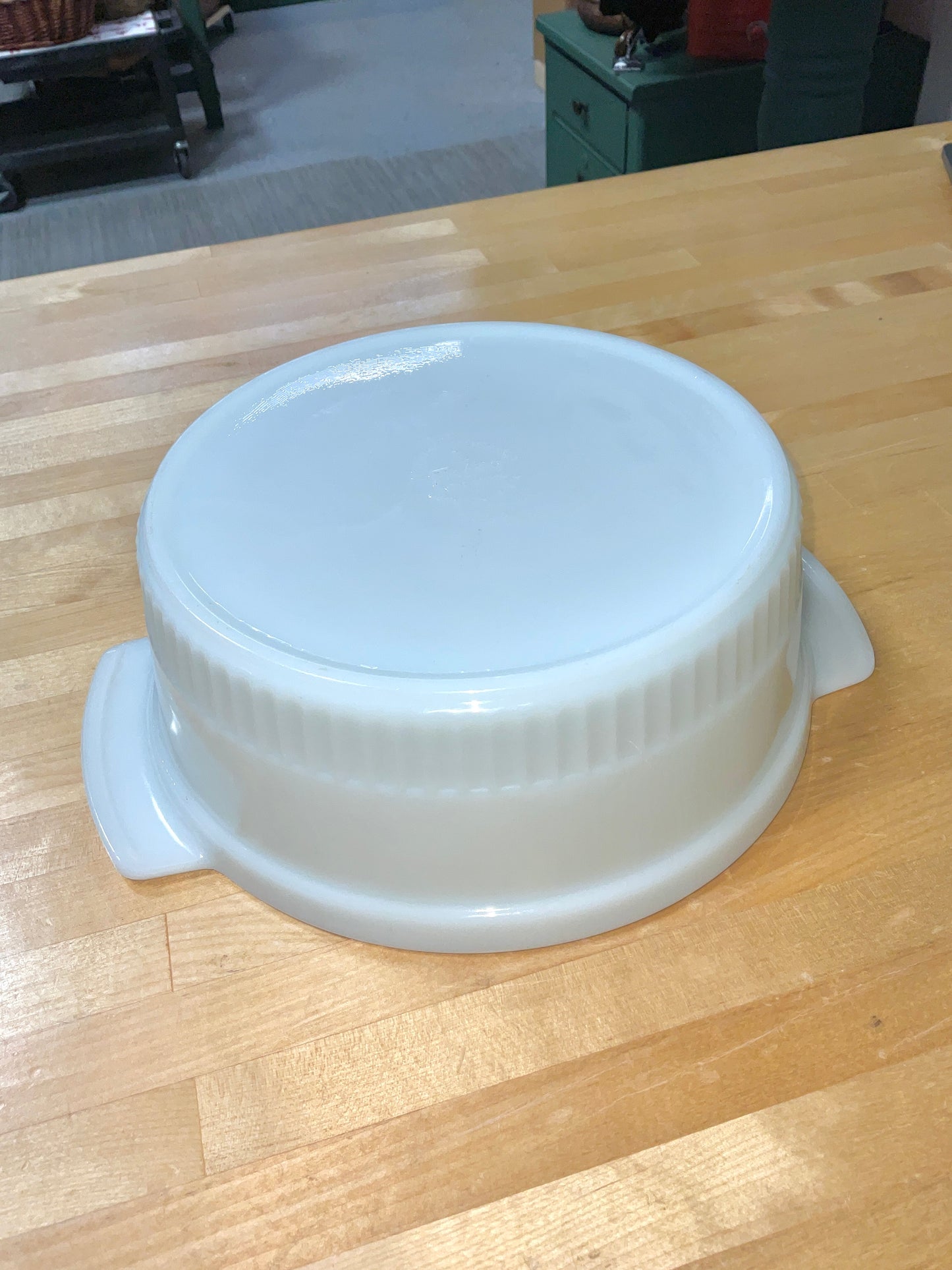 Fire King Milk Glass Ovenware Serving Bowl 2 QT Round Casserole