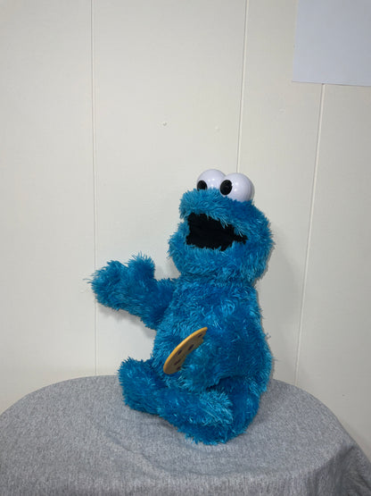 Feed Me Cookie Monster Talking Vibrating 14” Sesame Street Plush Hasbro 2017