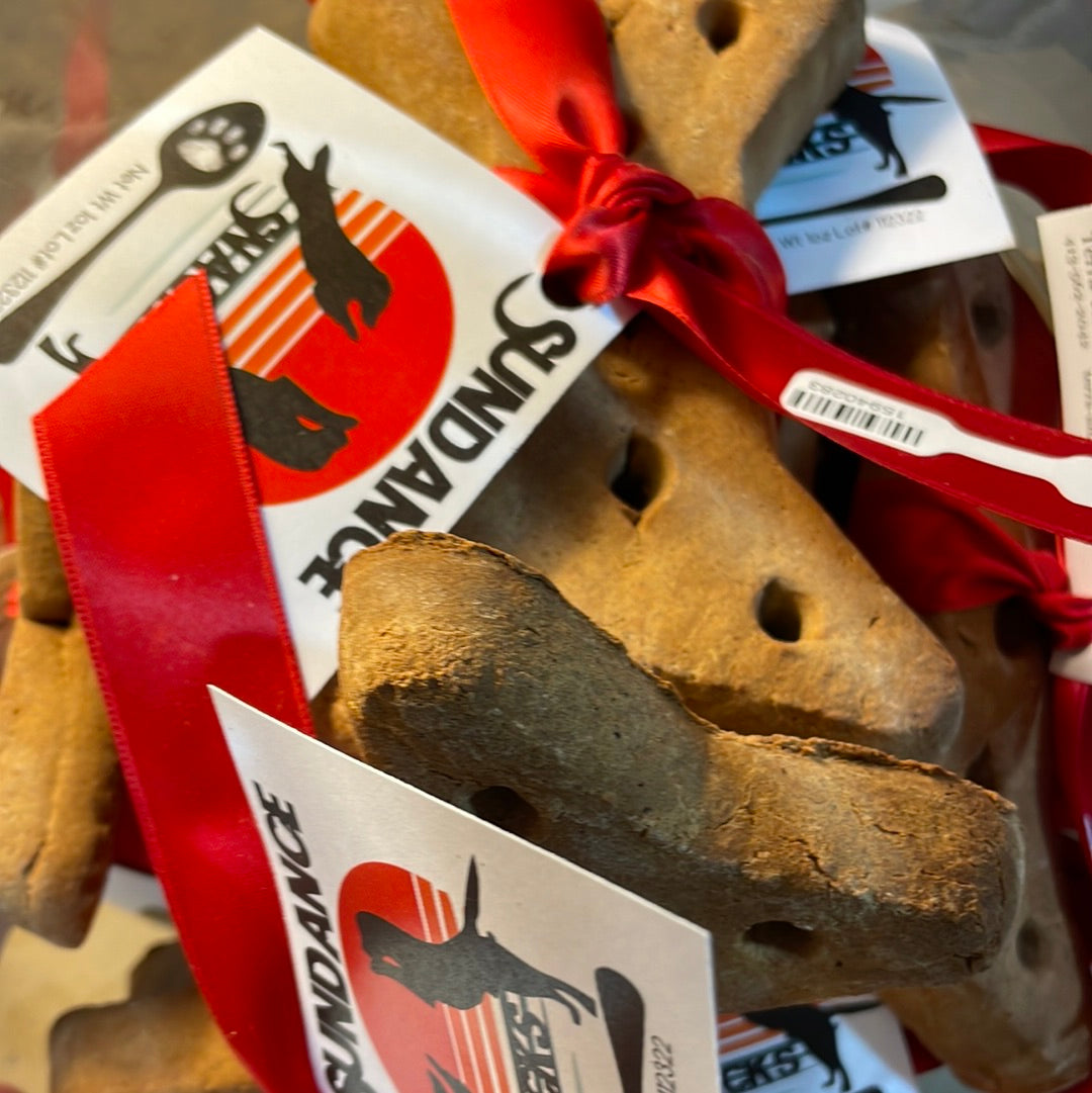 Crunchy dog biscuits with chicken, oatmeal and pumpkin - Sundance Snacks